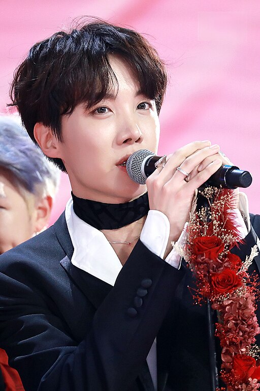 j-hope of BTS on the red carpet at the 2019 Golden Disc Awards (Day 2)