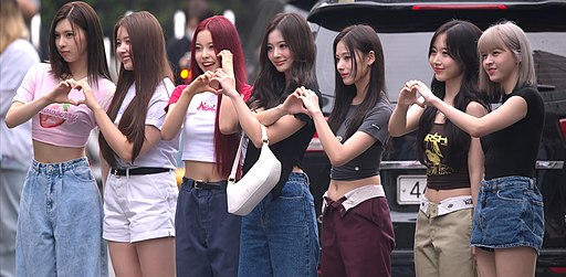 NMIXX member captured in a candid moment en route to Music Bank in 2022