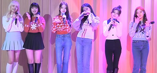 IVE members at SBS Radio studio in 2021