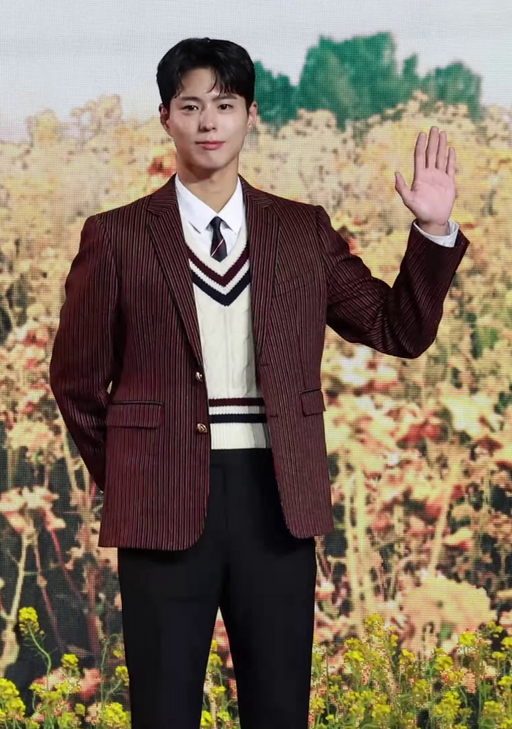 Park Bo-gum at "When Life Gives You Tangerines" press conference, March 2025.