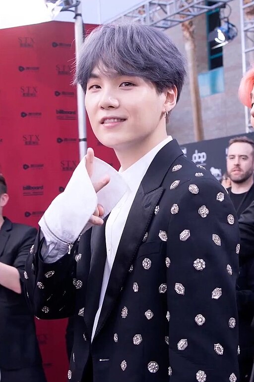 SUGA on the Billboard Music Awards red carpet in 2019