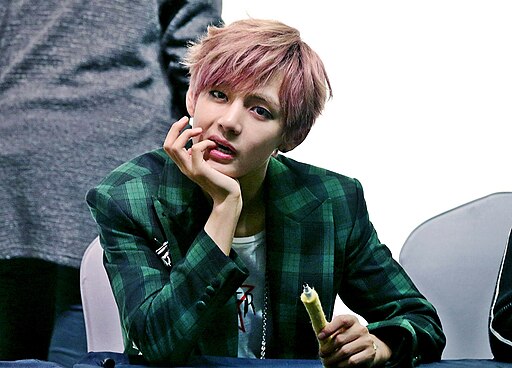 V of BTS at a 2014 fansign event in Cheongnyangni