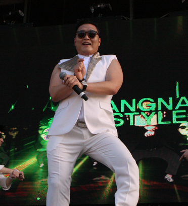 Psy’s New Girl Group Baby DONT Cry Shakes K-Pop with ‘F Girl’ Debut”